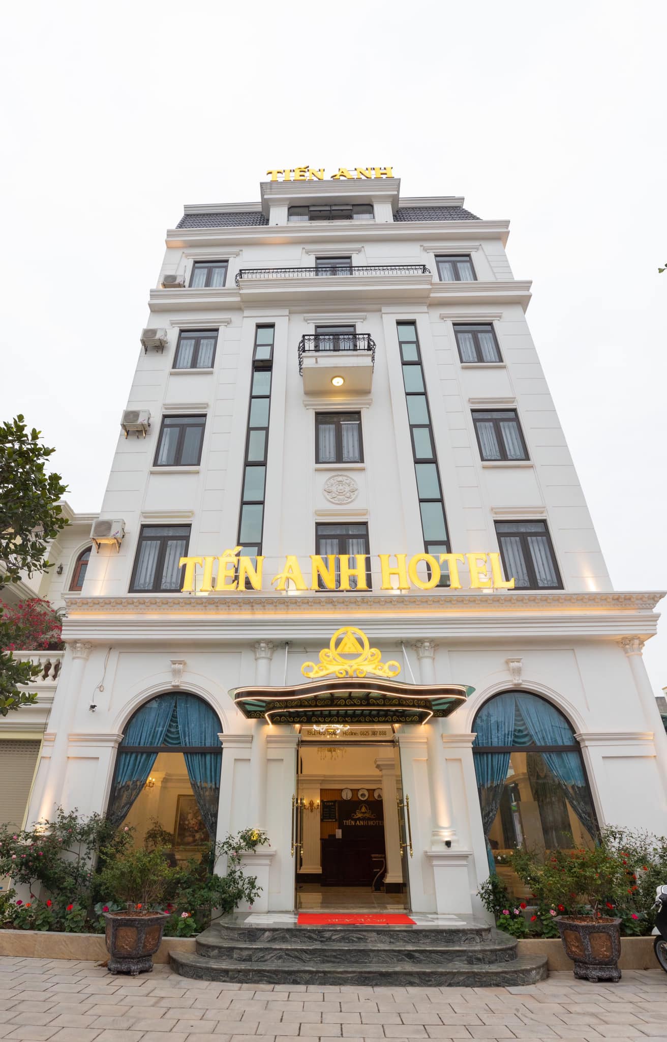 Khách sạn Tiến Anh