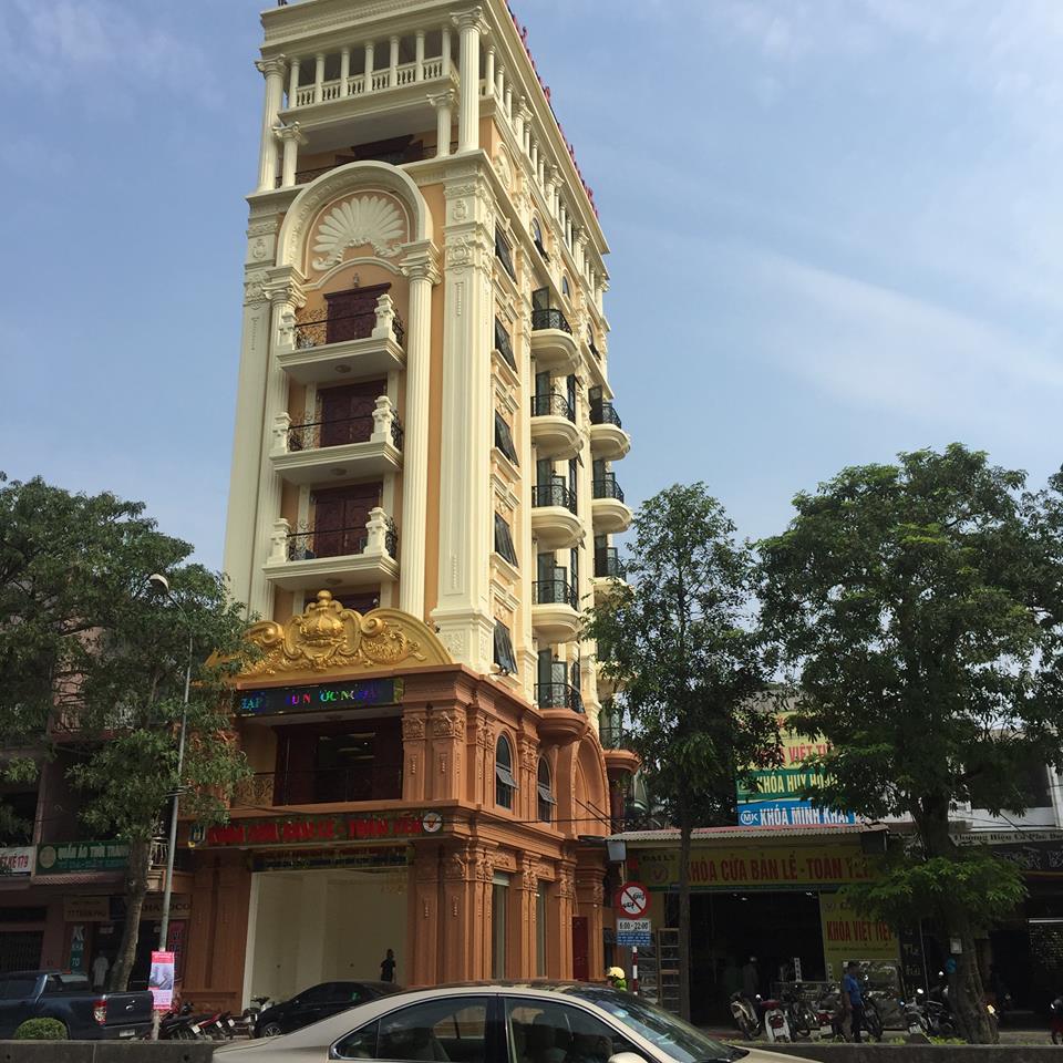 Khóa bản lề Toàn Yến